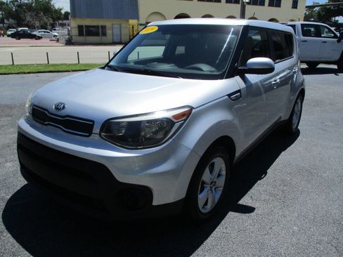 Used 2019 Kia Soul image 4