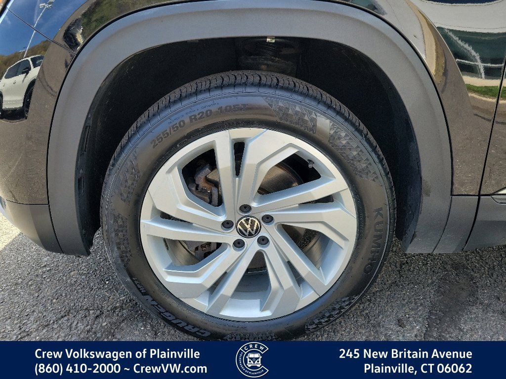 Certified 2022 Volkswagen Atlas SE w/ Panoramic Sunroof Package AWD/4WD image 18
