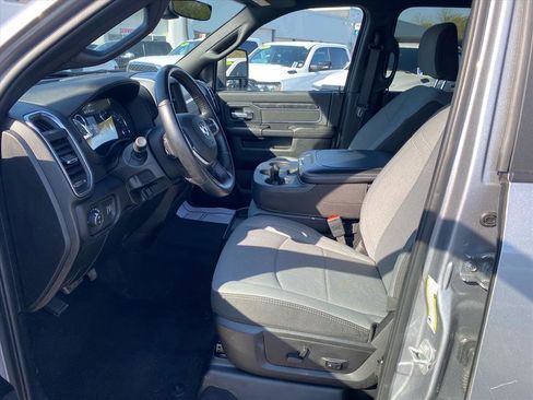 Used 2024 RAM 2500 Big Horn w/ Bed Utility Group AWD/4WD image 9