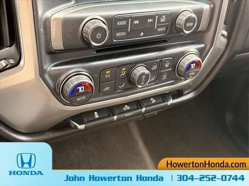 Used 2018 Chevrolet Silverado 1500 LT w/ All Star Edition image 21