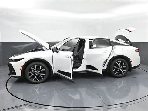 New 2026 Toyota Crown AWD/4WD image 40