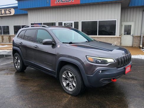 Used 2019 Jeep Cherokee Trailhawk w/ Comfort/Convenience Group image 7