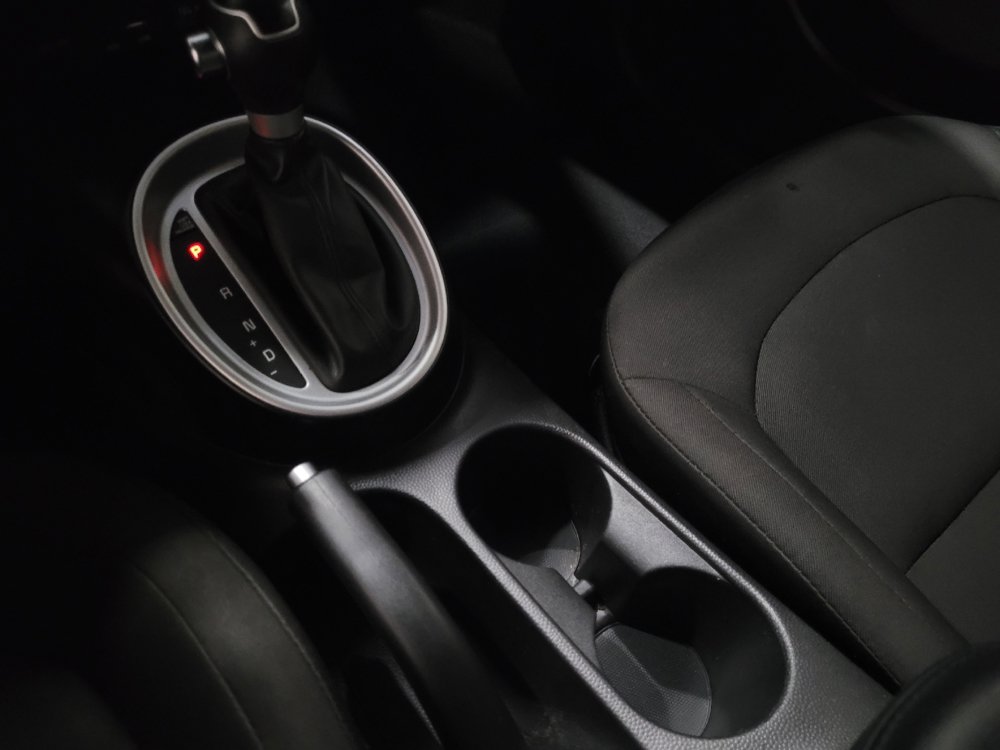 Used 2018 Kia Soul FWD image 26