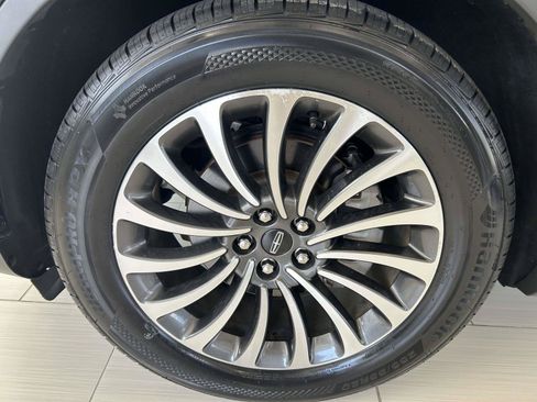 Certified 2022 Lincoln Aviator Reserve w/ Elements Package Plus RWD image 13