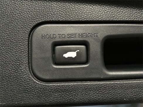 Used 2023 Acura MDX FWD w/ Technology Package image 35