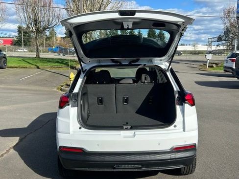 New 2027 Chevrolet Bolt LT w/ Comfort Package image 7