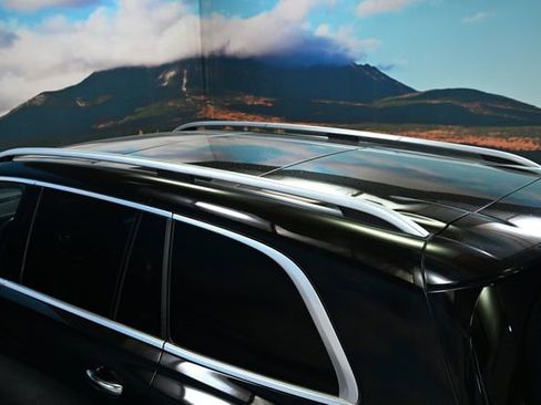 Used 2021 Mercedes-Benz GLS 450 4MATIC image 14