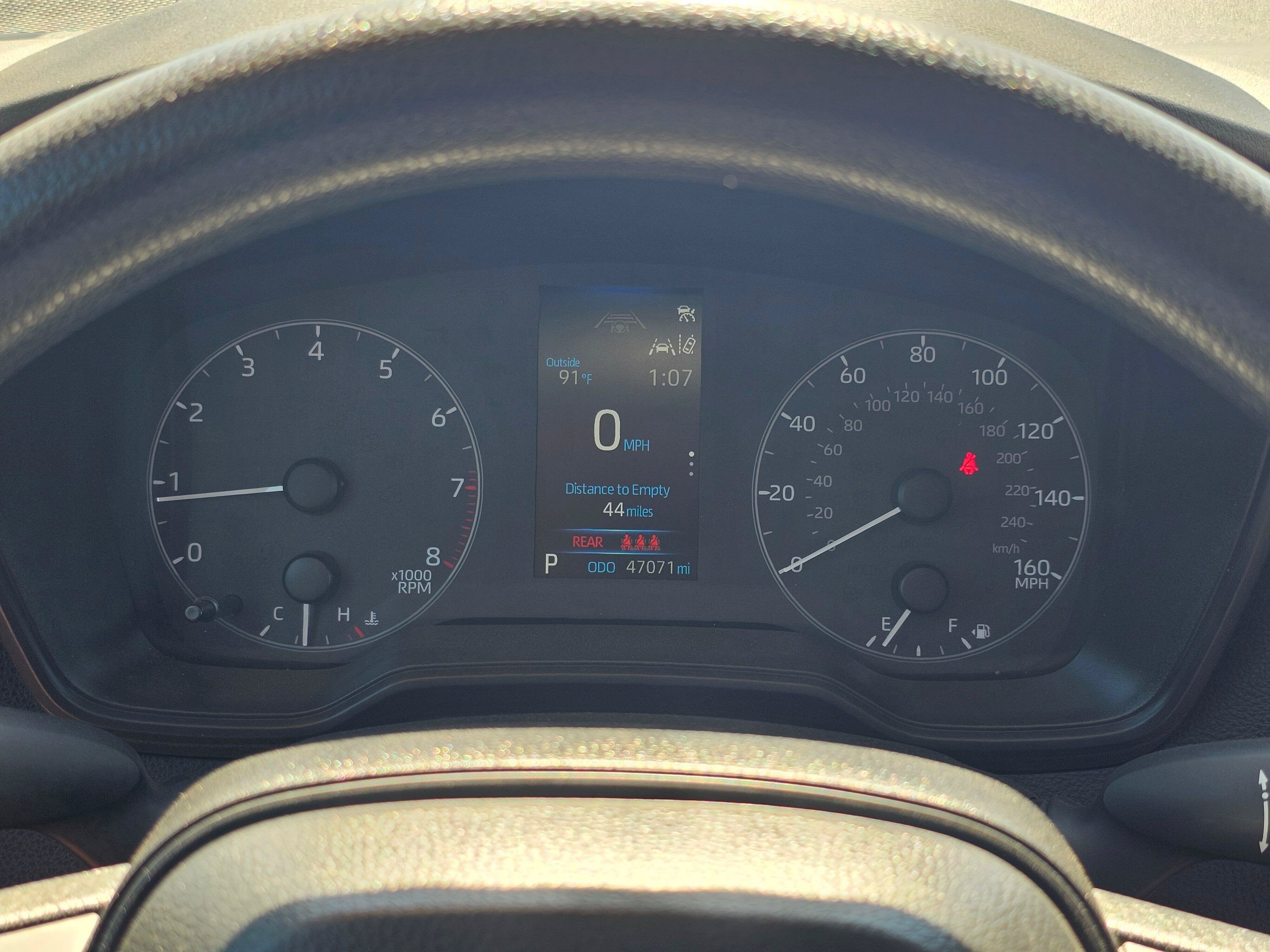 Certified 2025 Toyota Corolla LE FWD image 22