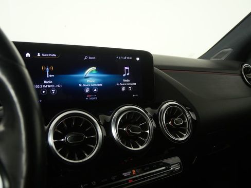 Used 2023 Mercedes-Benz GLA 250 4MATIC image 15