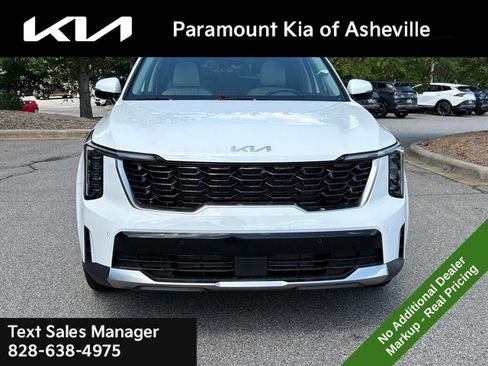 New 2026 Kia Sorento S w/ S Panoramic Sunroof Package FWD image 2