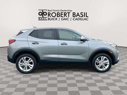 Used 2023 Buick Encore GX Preferred w/ Cold Weather Comfort Package AWD/4WD image 9