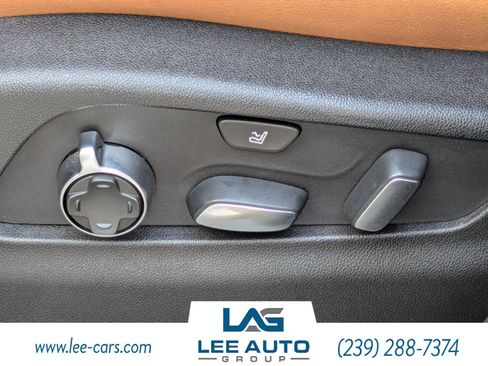 Used 2019 Cadillac XT4 Premium Luxury AWD/4WD image 19