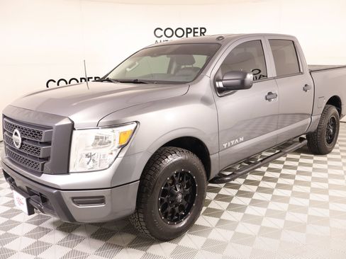 Used 2021 Nissan Titan S w/ S Utility Package AWD/4WD image 9