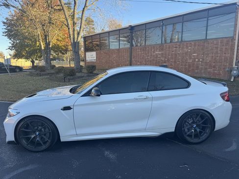 Used 2021 BMW M2 Competition w/ Executive Package image 2