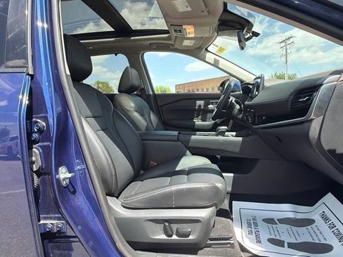 Used 2023 Nissan Rogue SL w/ SL Premium Package AWD/4WD image 11