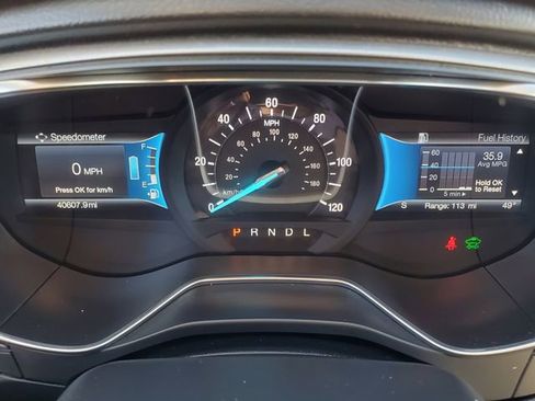 Used 2018 Ford Fusion S image 11