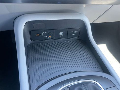 Used 2024 Hyundai Kona SEL AWD/4WD image 13