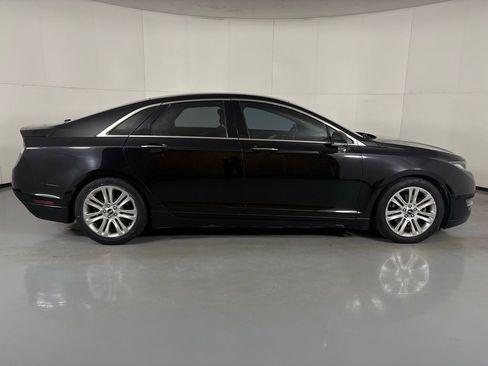 Used 2016 Lincoln MKZ w/ Equipment Group 300A Reserve image 10