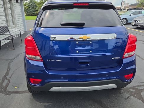 Used 2017 Chevrolet Trax Premier w/ Driver Confidence II Package AWD/4WD image 5