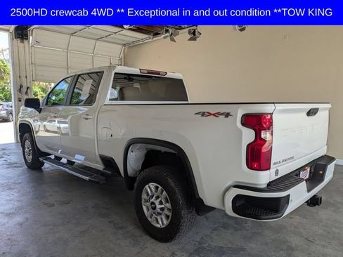 Used 2022 Chevrolet Silverado 2500 LT AWD/4WD image 6