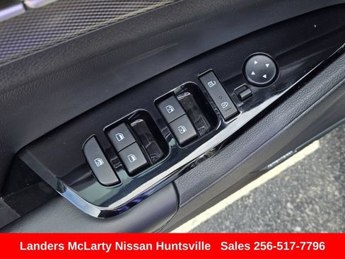 Used 2024 Kia Sportage SX AWD/4WD image 24
