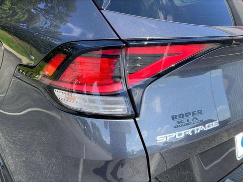 Used 2023 Kia Sportage SX FWD image 28