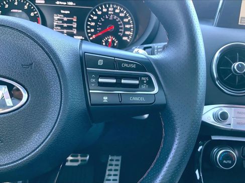 Certified 2021 Kia Stinger GT1 image 24