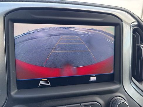 Used 2021 Chevrolet Silverado 1500 LT image 13