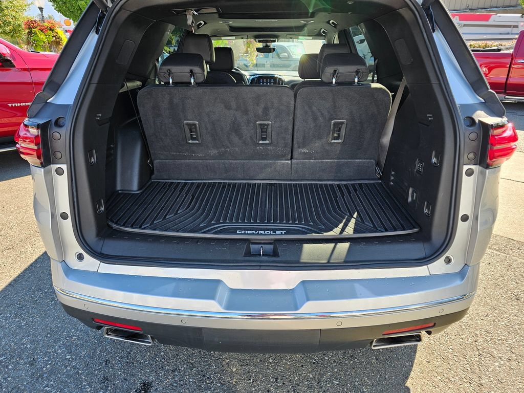 Used 2022 Chevrolet Traverse High Country AWD/4WD image 11