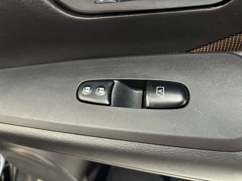 Used 2024 Nissan Kicks SR FWD image 26