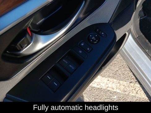 Used 2019 Honda CR-V EX image 14