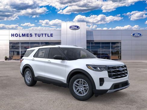 New 2026 Ford Explorer Active AWD/4WD image 7