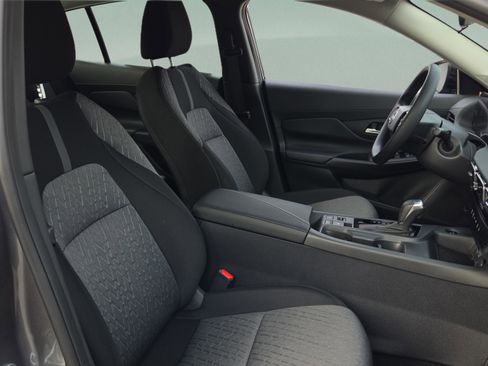New 2026 Nissan Sentra SV w/ Floor Mat Package FWD image 18