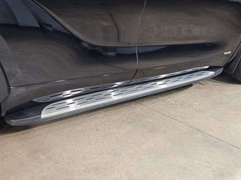 Certified 2025 Toyota Highlander XLE image 39