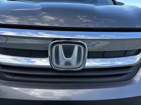 Used 2019 Honda Pilot EX-L image 11
