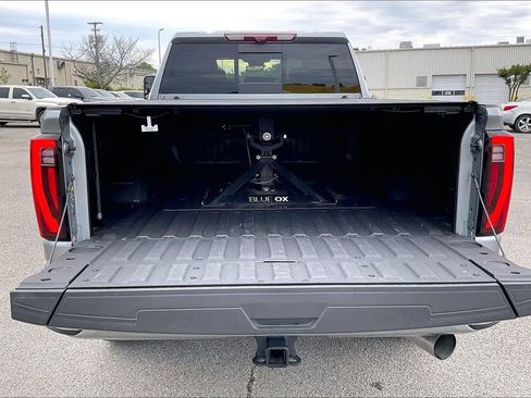 Used 2024 GMC Sierra 2500 Denali w/ Denali Reserve Package AWD/4WD image 18
