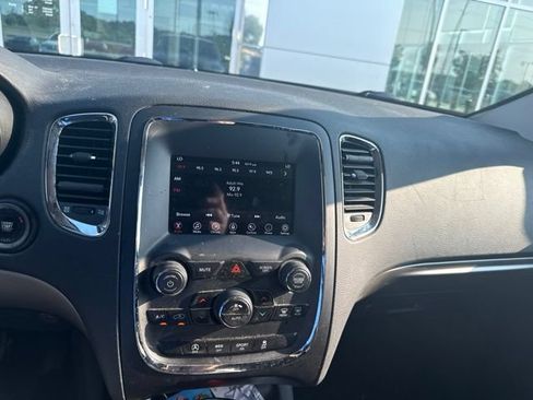 Used 2018 Dodge Durango SXT w/ 3rd Row Seating Group RWD image 14