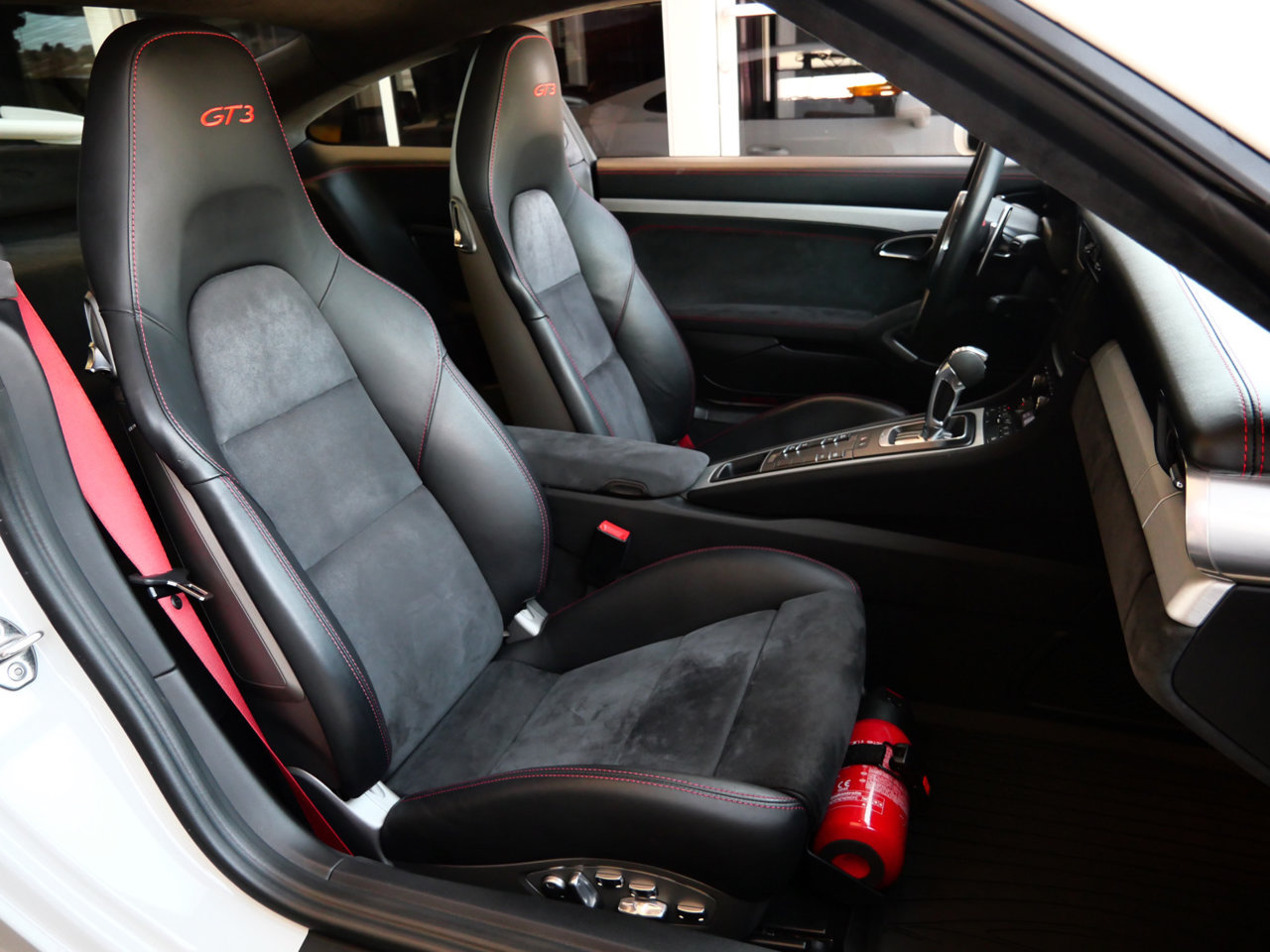 Used 2014 Porsche 911 GT3 RWD image 26