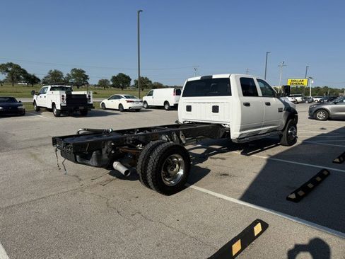 Used 2014 RAM 5500 Tradesman w/ Ambulance Prep Group image 2