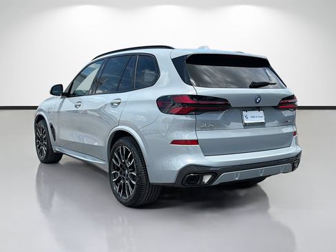 New 2026 BMW X5 xDrive50e w/ M Sport Package AWD/4WD image 5