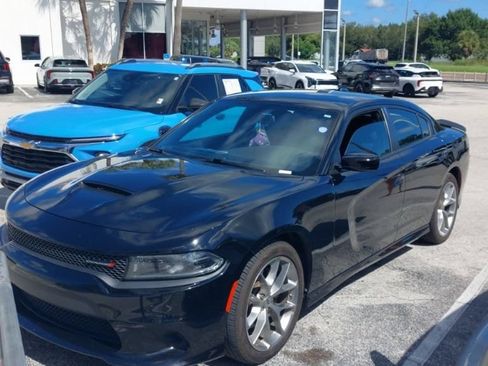 Used 2022 Dodge Charger GT RWD image 3