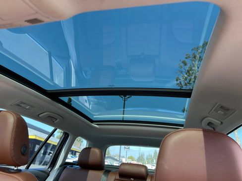 Used 2017 Volkswagen Golf Alltrack SEL image 24