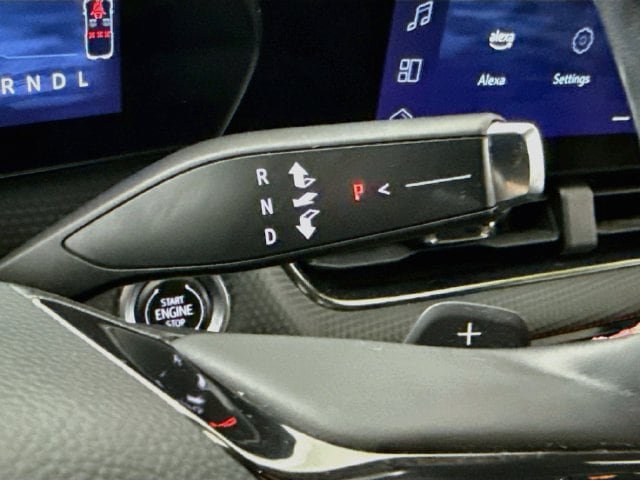 Used 2025 Chevrolet Equinox RS w/ Safety and Technology Package FWD image 17