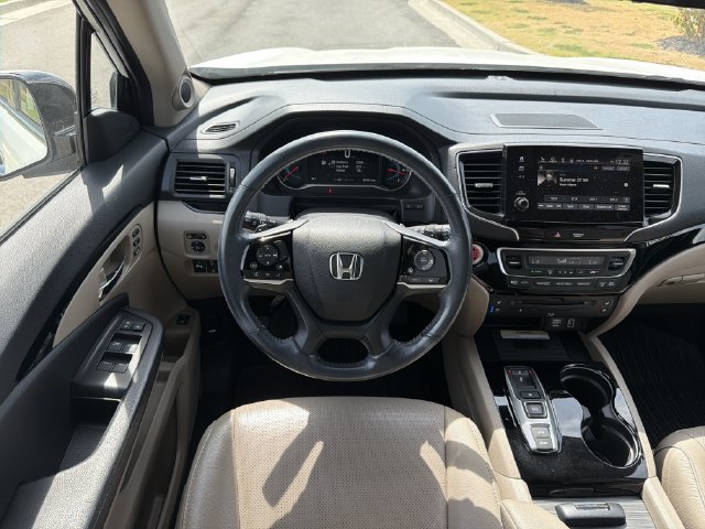 Used 2019 Honda Pilot Elite image 32