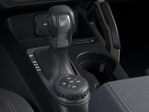 New 2025 Ford Bronco Badlands w/ Sasquatch Package image 17