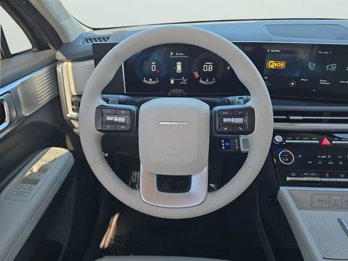 Used 2024 Hyundai Santa Fe SEL FWD image 8