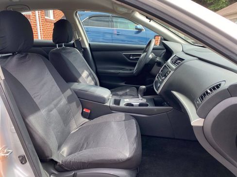 Used 2017 Nissan Altima 2.5 S w/ Power Driver Seat Package FWD image 17
