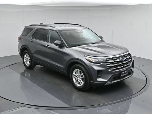 New 2026 Ford Explorer Active RWD image 37