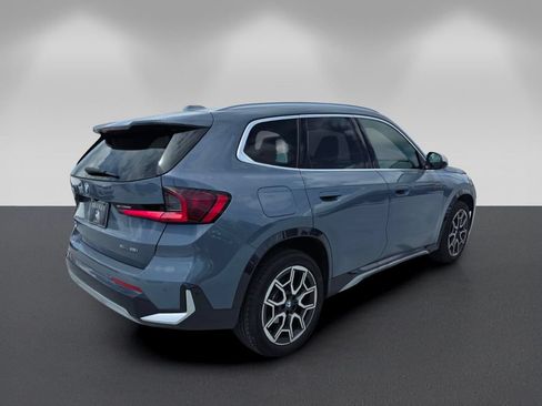 Certified 2024 BMW X1 xDrive28i w/ Convenience Package AWD/4WD image 4