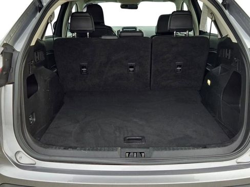 Used 2023 Ford Edge SEL image 11